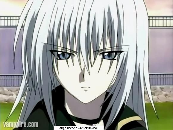 eyes canta pian foarte dragut